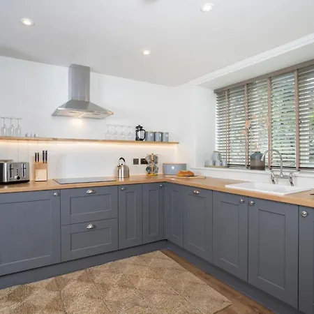 Willow Barn - Heaning - Brand New - Spacious - Rural Escape - Sleeps Two * Windermere